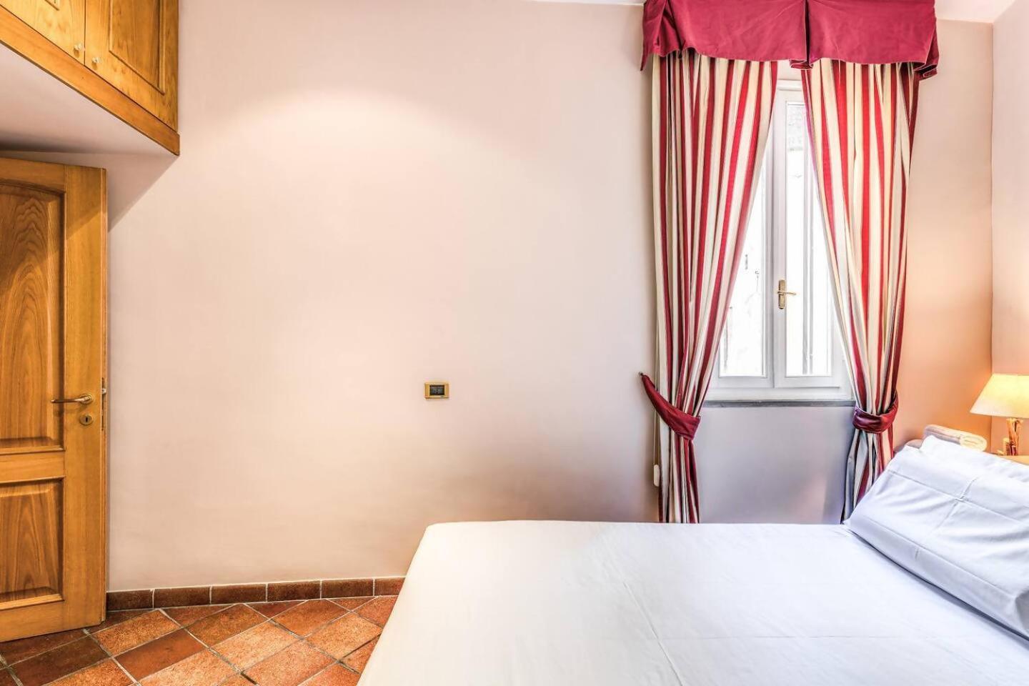 Cozy Flat In Trevi Fountain Apartamento Roma Exterior foto